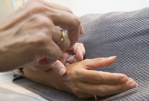 品牌化运作中医药打造“金名片”